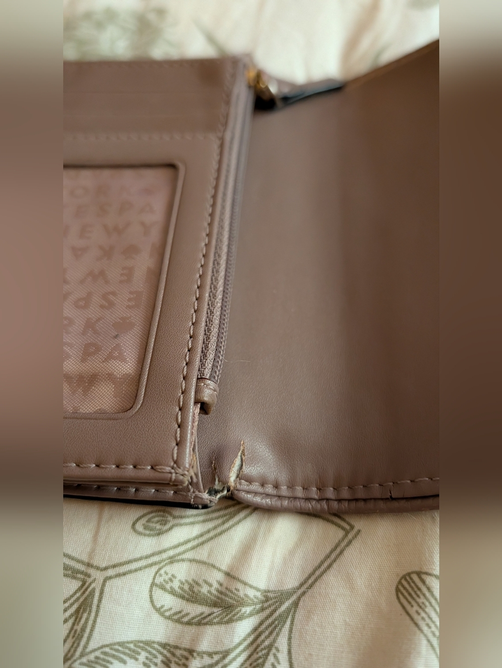 Kate Spade Wallet - Picture 5 of 5